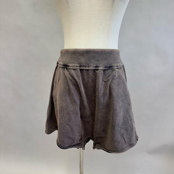 Free People Movement Hot Shot Harem Shorts in Washed Black size Large - Picture 2 of 15